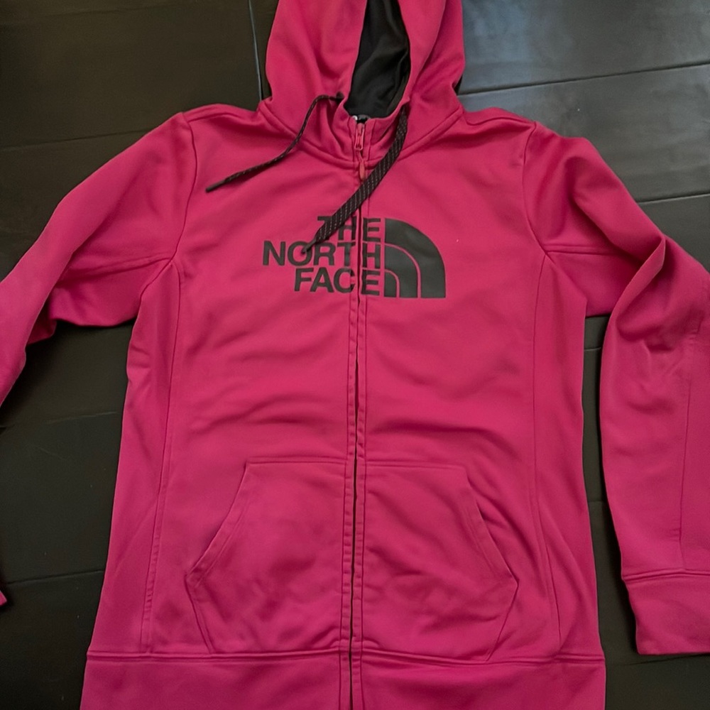 The North Face womens zip up hoodie. Size M